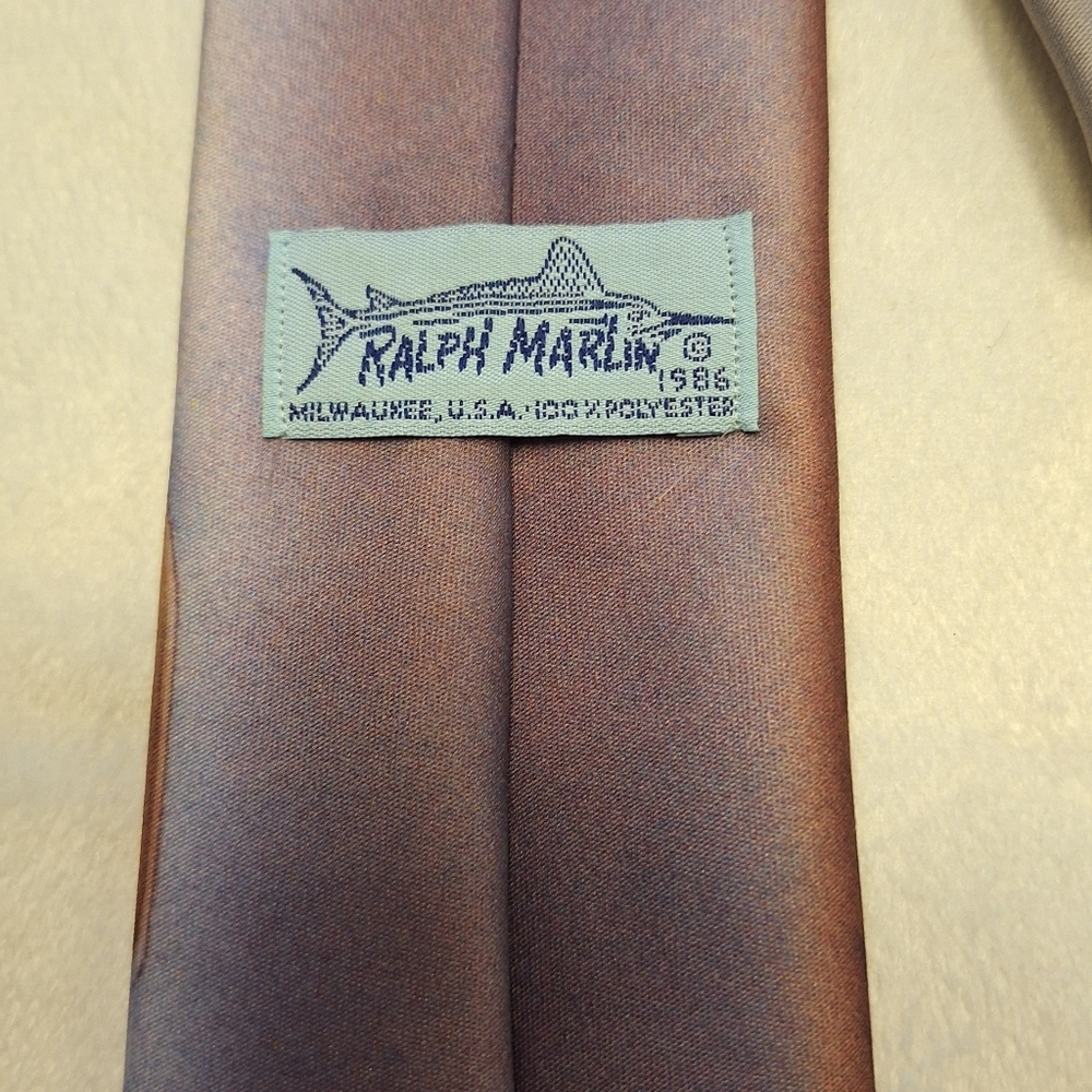 Realistic Fish Tie- Vintage! - Picture 6 of 9